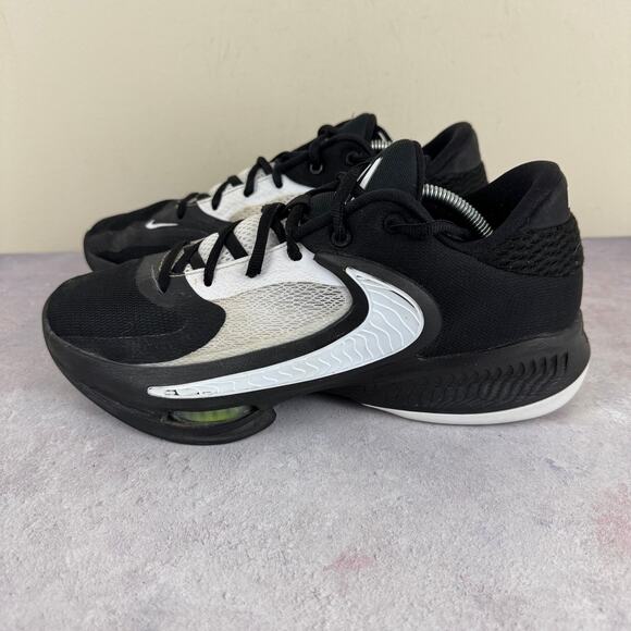 Nike Zoom Freak 4 Men's 7.5 Black White Panda Basketball Shoes Sneakers READ - Picture 4 of 14